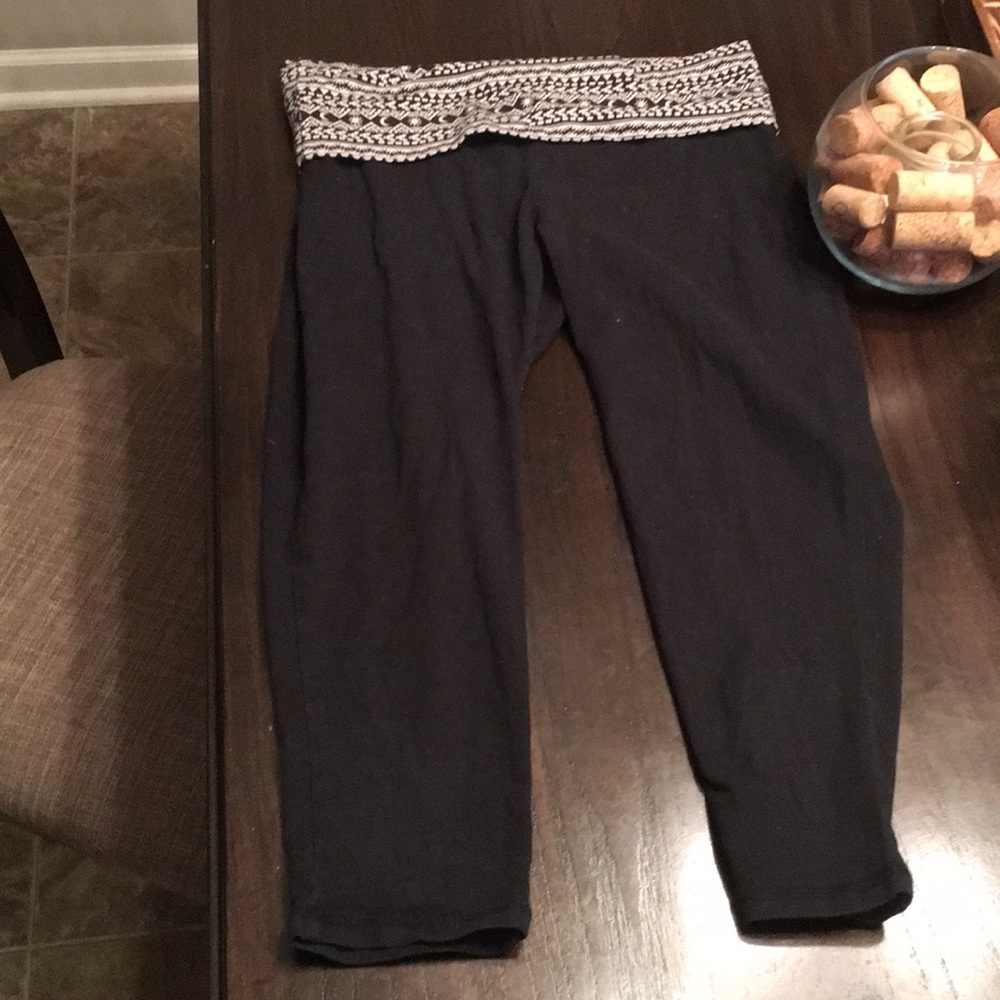 Women’s Cropped Leggings Size XS- Target Brand